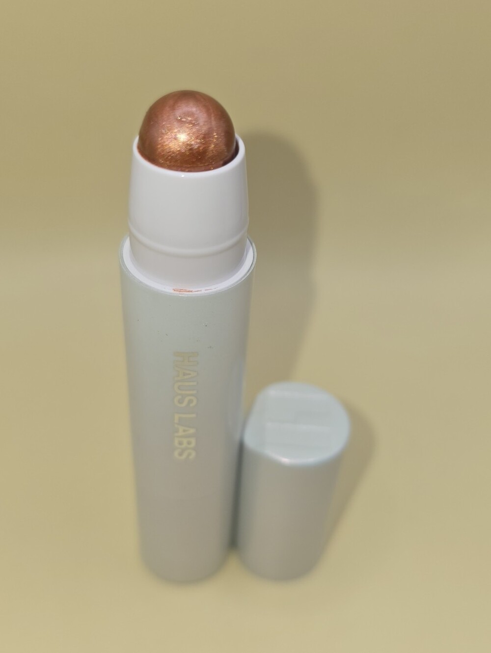 GLASSY TOPAZ Highlighter-Haus Labs By Lady Gaga